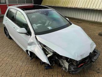 Vrakbiler auto Volkswagen Golf Golf VII (AUA), Hatchback, 2012 / 2021 1.4 GTE 16V 2017/11