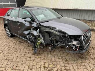 Vrakbiler auto Audi A3 A3 Sportback (8VA/8VF), Hatchback 5-drs, 2012 / 2020 1.4 TFSI 16V 40 e-tron 2020/6