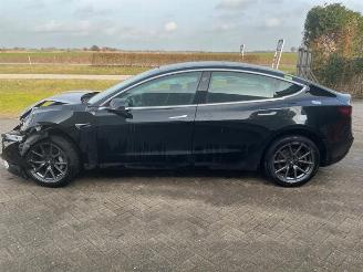 Tesla Model 3 Model 3, Sedan, 2017 Standard RWD Plus 60 kWh picture 4
