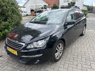 Voiture accidenté Peugeot 308 1.2 PURETECH BLEU LEASE EXECUTIVE 2017/3