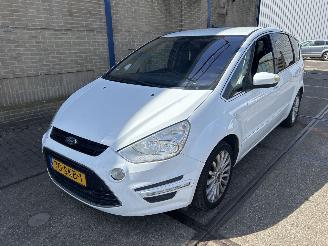 Vaurioauto  passenger cars Ford S-Max 1.6 ECOBOOST TITANIUM 2011/10