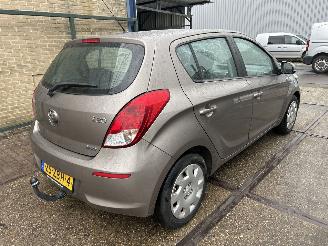 Schadeauto Hyundai I-20 1.2 I-MOTION 2012/9