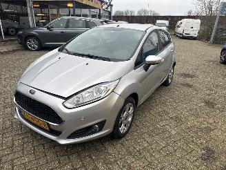 skadebil auto Ford Fiesta 1.0 Style Ultimate 2016/8