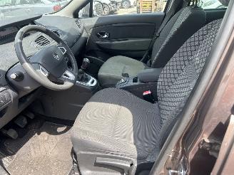 Renault Grand-scenic 1.4 TCE PARISIENNE picture 10