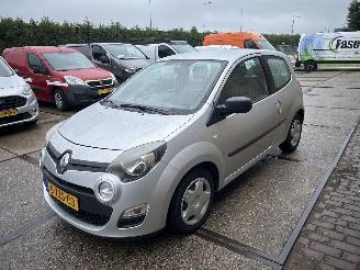  Renault Twingo 10.2 16V  PARISIENNE 2014/6