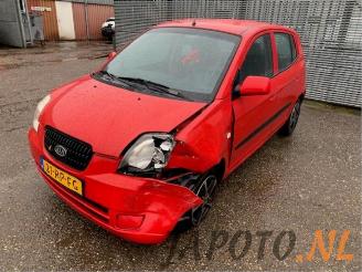 Salvage car Kia Picanto Picanto (BA), Hatchback, 2004 / 2011 1.0 12V 2005/7