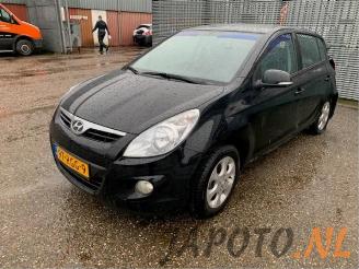 Coche siniestrado Hyundai I-20 i20, Hatchback, 2008 / 2015 1.2i 16V 2011/5