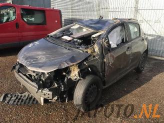 Dezmembrări autoturisme Toyota Yaris Yaris III (P13), Hatchback, 2010 / 2020 1.33 16V Dual VVT-I 2016/12