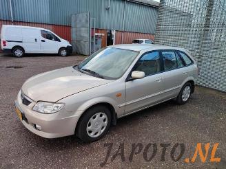 Démontage voiture Mazda 323 323 Fastbreak (BJ14), Hatchback, 1998 / 2004 1.6 16V 2001/3