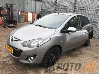 Uttjänta bilar auto Mazda 2 2 (DE), Hatchback, 2007 / 2015 1.3 16V MZR 2012/8