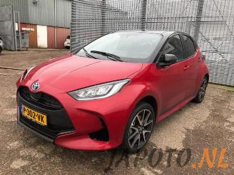 Uttjänta bilar auto Toyota Yaris Yaris IV (P21/PA1/PH1), Hatchback, 2020 1.5 12V Hybrid 2022/4