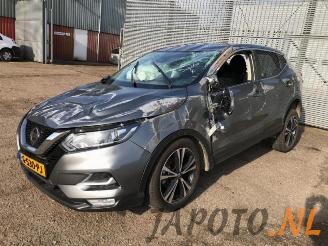 Salvage car Nissan Qashqai Qashqai (J11), SUV, 2013 1.3 DIG-T 160 16V 2019/11
