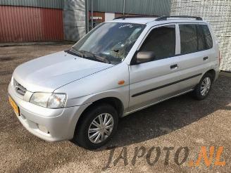 Démontage voiture Mazda Demio Demio (DW), MPV, 1996 / 2003 1.5 16V 2001/10