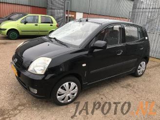 Salvage car Kia Picanto Picanto (BA), Hatchback, 2004 / 2011 1.0 12V 2007/9