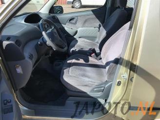 Toyota Yaris-verso  picture 11