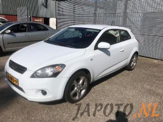 Dezmembrări autoturisme Kia Pro cee d Pro cee'd (EDB3), Hatchback 3-drs, 2008 / 2012 1.4 CVVT 16V 2010/8