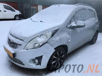 Salvage car Chevrolet Spark Spark (M300), Hatchback, 2010 1.0 16V Bifuel 2011/8