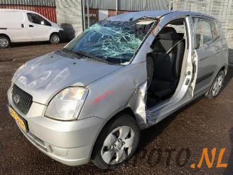 Salvage car Kia Picanto Picanto (BA), Hatchback, 2004 / 2011 1.0 12V 2005/12