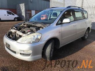 demontáž osobní automobily Toyota Avensis-verso Avensis Verso (M20), MPV, 2001 / 2005 2.0 16V VVT-i D-4 2005/11