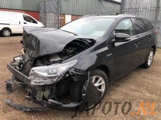 Uttjänta bilar auto Toyota Auris Auris Touring Sports (E18), Combi, 2013 / 2018 1.8 16V Hybrid 2015/7