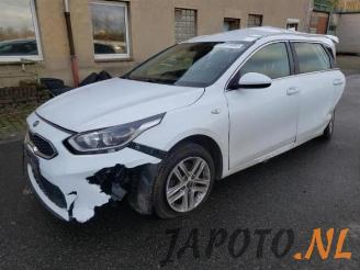 Uttjänta bilar auto Kia Cee d Ceed Sportswagon (CDF), Combi 5-drs, 2018 1.4 T-GDI 16V 2019/1