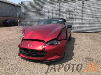 Coche siniestrado Mazda MX-5 MX-5 RF (ND), Cabrio, 2015 2.0 SkyActiv G-184 16V 2018/12