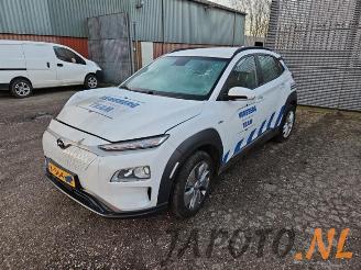 Dezmembrări autoturisme Hyundai Kona Kona (OS), SUV, 2017 / 2023 64 kWh 2020/12