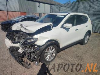 Coche siniestrado Nissan X-Trail  2014/9