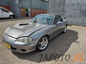 Démontage voiture Mazda MX-5 MX-5 (NB18/35/8C), Cabrio, 1998 / 2005 1.6i 16V 2002/7