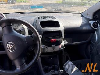 Toyota Aygo Aygo (B10), Hatchback, 2005 / 2014 1.0 12V VVT-i picture 9