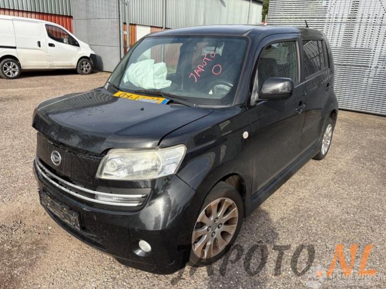 Daihatsu Materia Materia, Hatchback, 2006 / 2011 1.3 16V