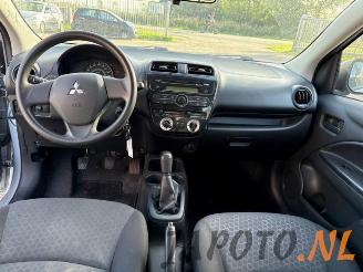 Mitsubishi Space-star Space Star (A0), Hatchback, 2012 1.0 12V picture 9