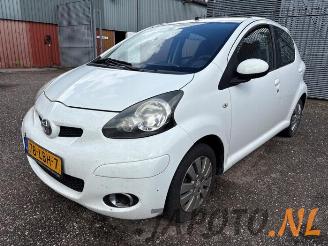 rozbiórka samochody osobowe Toyota Aygo Aygo (B10), Hatchback, 2005 / 2014 1.0 12V VVT-i 2010/3