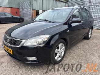 demontáž osobní automobily Kia Cee d Cee'd Sporty Wagon (EDF), Combi, 2007 / 2012 1.4 CVVT 16V 2012/8