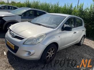 Coche siniestrado Hyundai I-20 i20, Hatchback, 2008 / 2015 1.2i 16V 2012/3