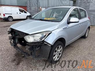 Vrakbiler auto Hyundai I-20 i20, Hatchback, 2008 / 2015 1.2i 16V 2012/7