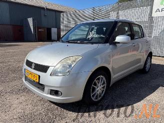 Vrakbiler auto Suzuki Swift Swift (ZA/ZC/ZD1/2/3/9), Hatchback, 2005 / 2015 1.5 VVT 16V 2007/1