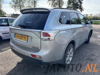 Mitsubishi Outlander  picture 5