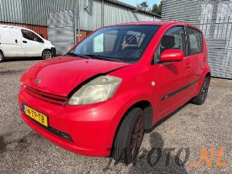 Vrakbiler auto Daihatsu Sirion Sirion 2 (M3), Hatchback, 2005 1.0 12V DVVT 2007/1