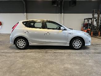 Hyundai I-30 1.6 CRDi i-Motion NL NAP! picture 6