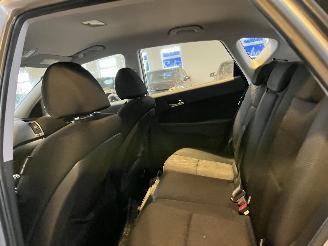 Hyundai I-30 1.6 CRDi i-Motion NL NAP! picture 12