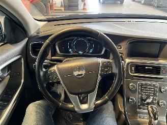 Volvo V-60 2.4 D6 AWD Plug-In Hybrid NL NAP! picture 22