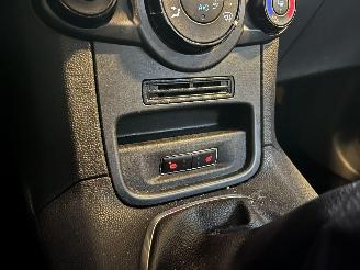 Ford Fiesta 1.25 Titanium picture 20