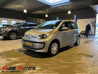 damaged passenger cars Volkswagen Up! 1.0 move up! 2014/8