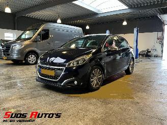 skadebil auto Peugeot 208 1.6 BlueHDi Blue Premium 90.000 KM! 2015/12