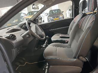 Renault Twingo 1.2-16V Dynamique picture 11