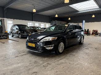 Vaurioauto  passenger cars Ford Mondeo 1.6 EcoBoost Titanium 2011/11