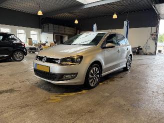 Unfallwagen Volkswagen Polo 1.0 BlueMotion Edition 2015/4