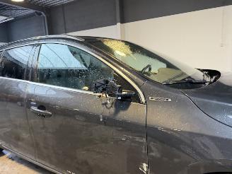 Volvo V-60 2.4 D6 AWD Plug-In Hybrid Summum picture 12