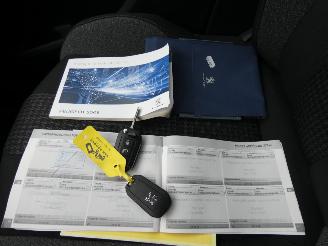 Peugeot 5008 1.2 PT BL. Executive 7 persoons picture 25